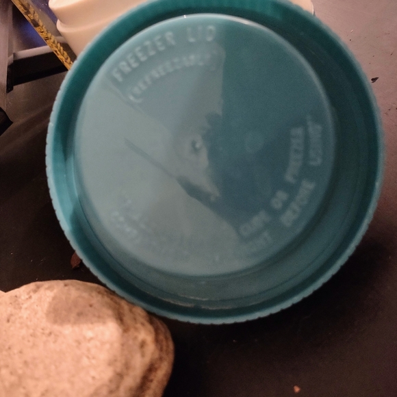 Vintage Turquoise & White 6oz Aladdin Thermos - Picture 8 of 11